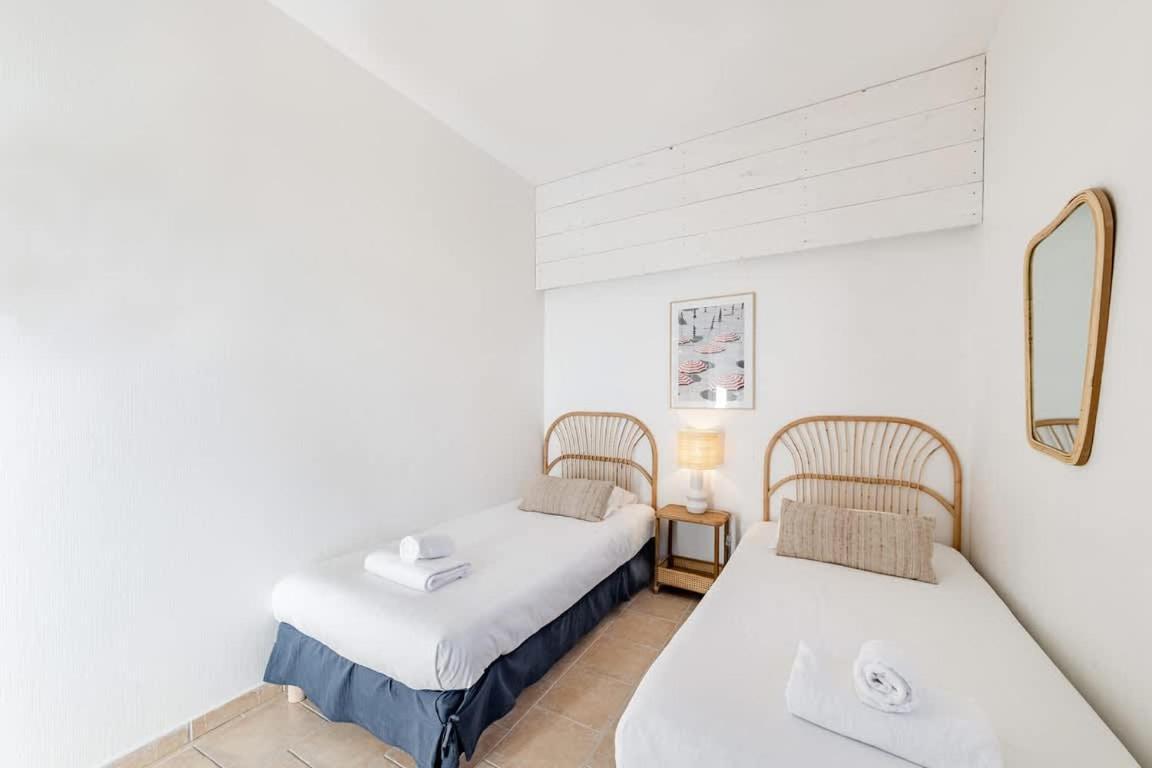 Maison Des Embruns - 2 Chambres Et Jardin Clos サン・マロ エクステリア 写真